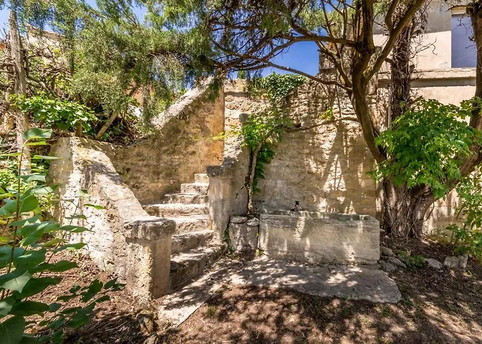 Maison Avec Piscine - Proche Avignon - Wifi Gratuit *