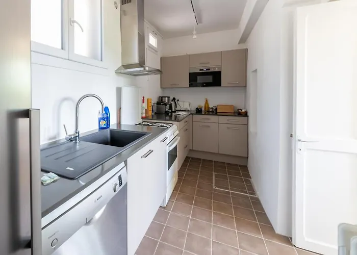 Maison Avec Piscine - Proche Avignon - Wifi Gratuit