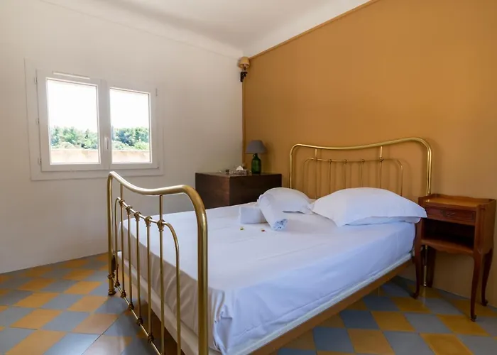 Maison Avec Piscine - Proche Avignon - Wifi Gratuit וילה Sauveterre (Gard)